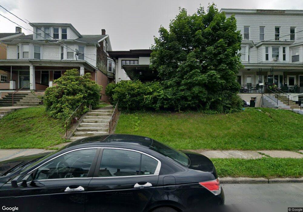 634 E Broad St, Tamaqua, PA 18252 - photo 1