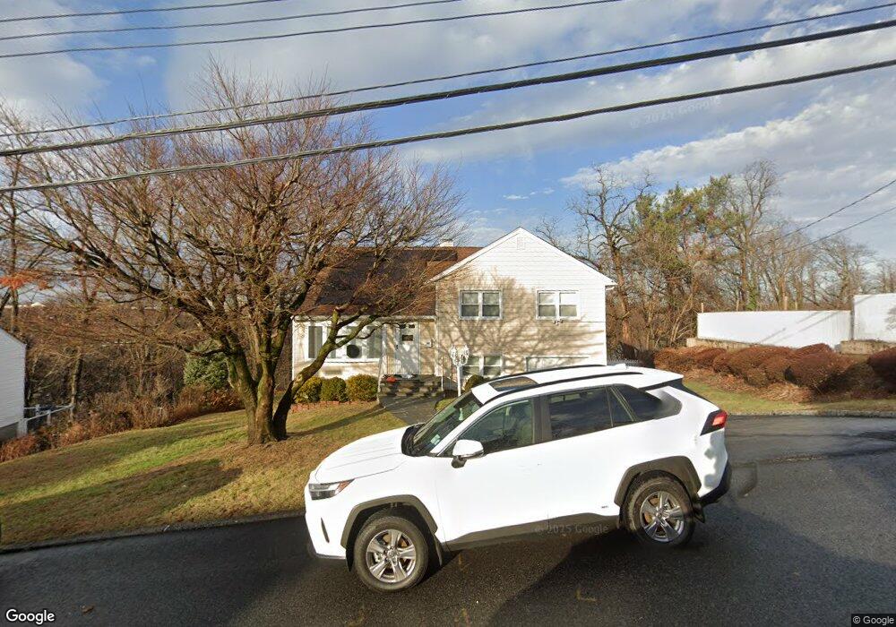 35 Dexter Rd, Yonkers, NY 10710 - photo 1