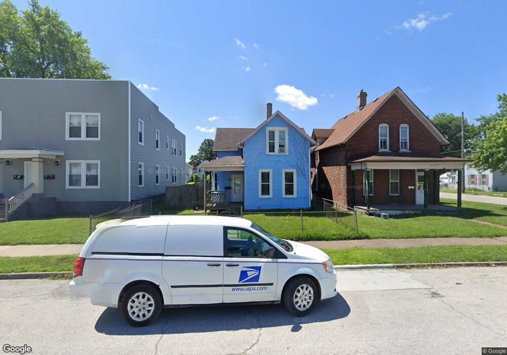 1453 W 4th St, Davenport, IA 52802 - photo 1