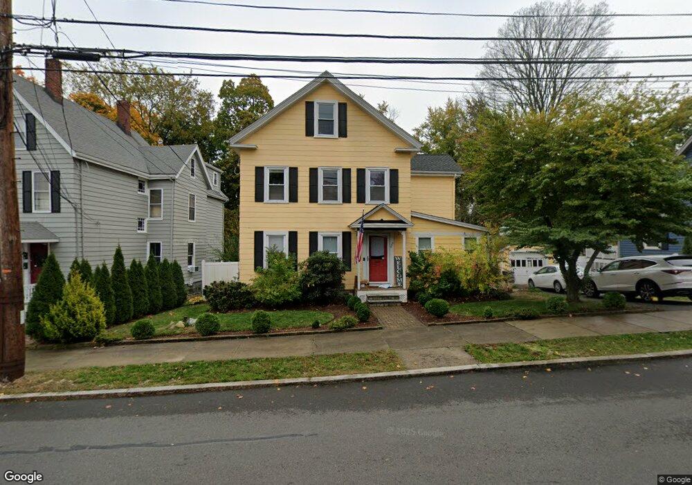 288 Albion St unit 1, Wakefield, MA 01880 - photo 1