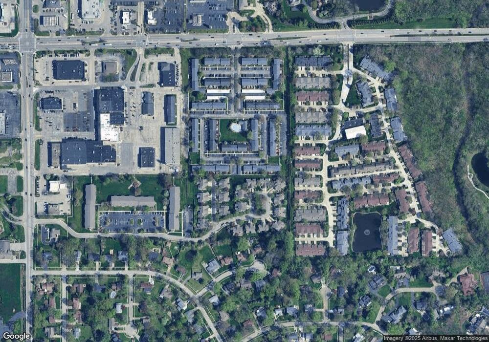 1133 Canterbury Square S unit BLDG P, Indianapolis, IN 46260 - photo 1