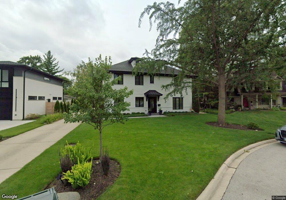 2453 Robincrest Ln, Glenview, IL 60025 - photo 1