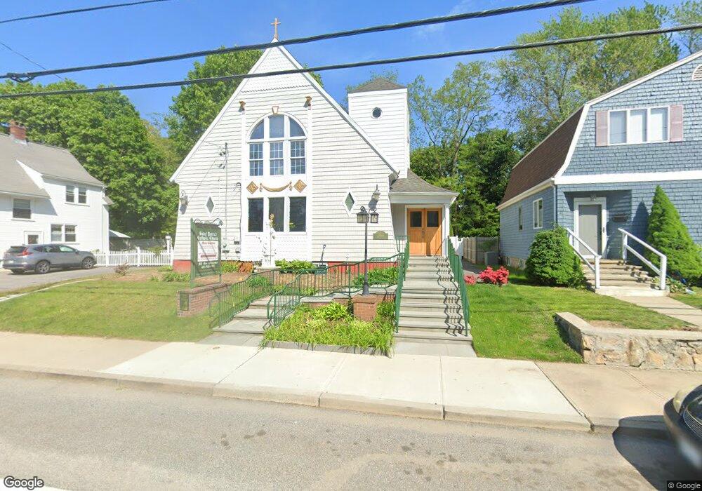 2068 Cranston St, Cranston, RI 02920 - photo 1