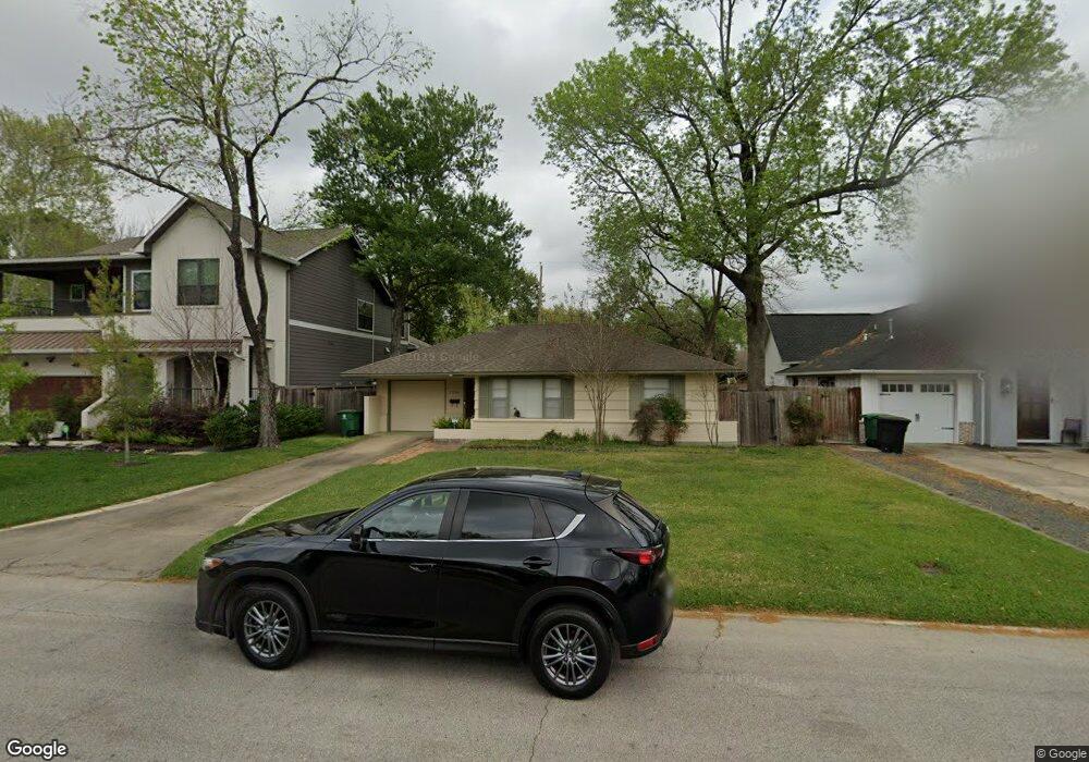 2306 Saxon Dr, Houston, TX 77018 - photo 1