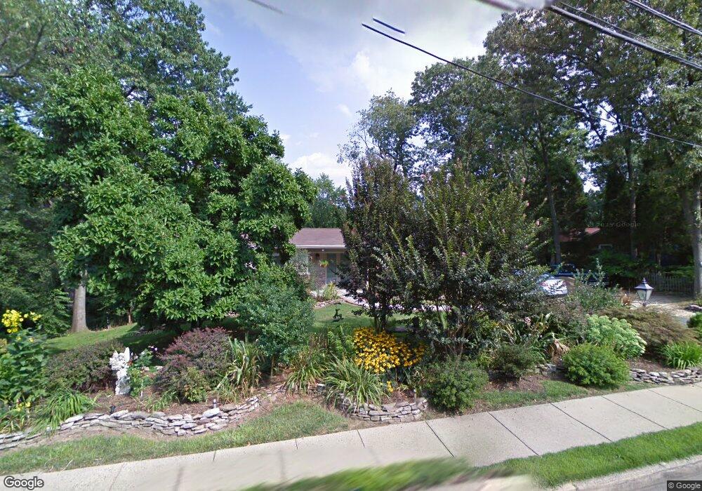 6130 Beachway Dr, Falls Church, VA 22041 - photo 1