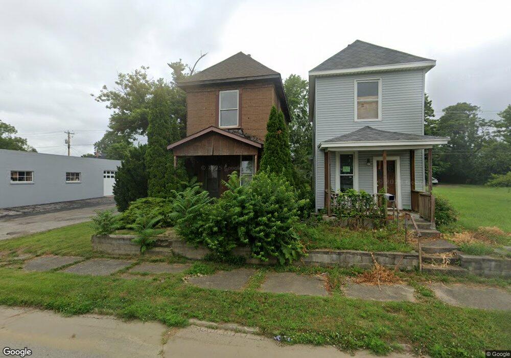 822 W 1st St, Muncie, IN 47305 - photo 1