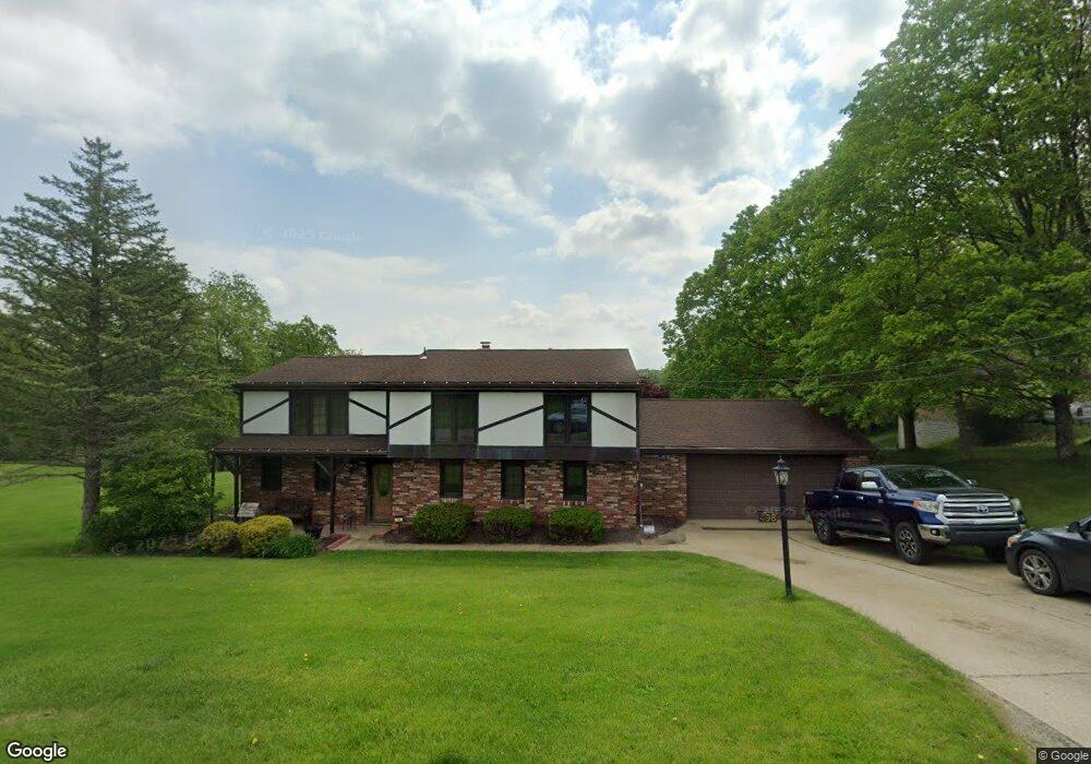 498 Valley View Rd, Eighty Four, PA 15330 - photo 1