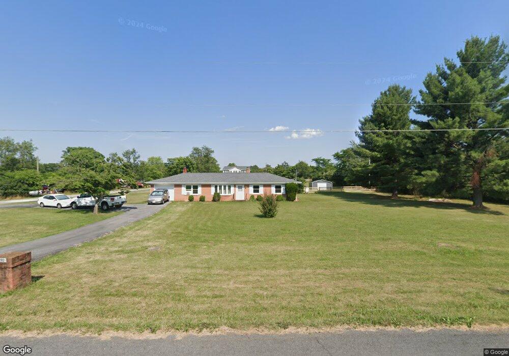 390 Russell Rd, Berryville, VA 22611 - photo 1