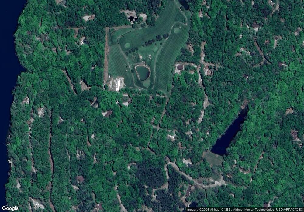 579 Navajo Ln, Sugar Grove, OH 43155 - photo 1