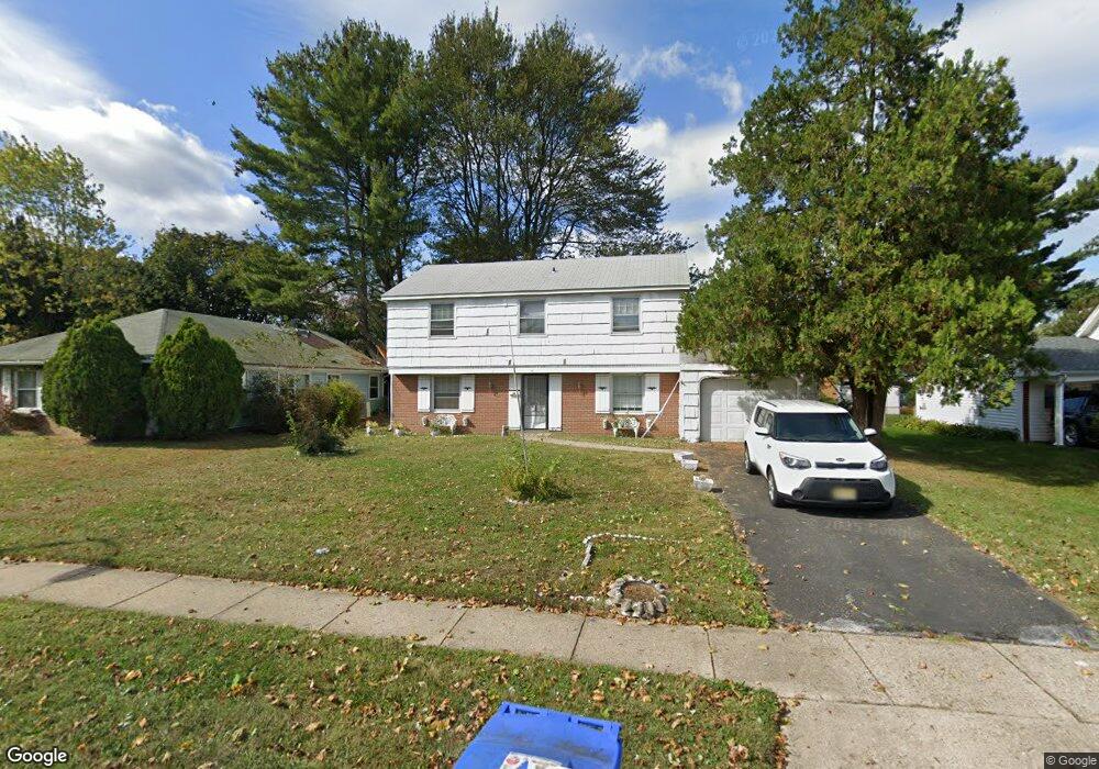 11 Pebble Ln, Willingboro, NJ 08046 - photo 1