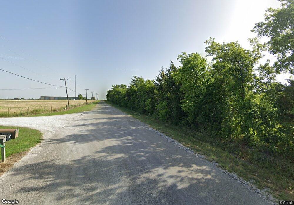 984 Plainview Rd, Sherman, TX 75092 - photo 1