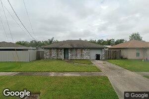 30 Woodchase Ct, Violet, LA 70092