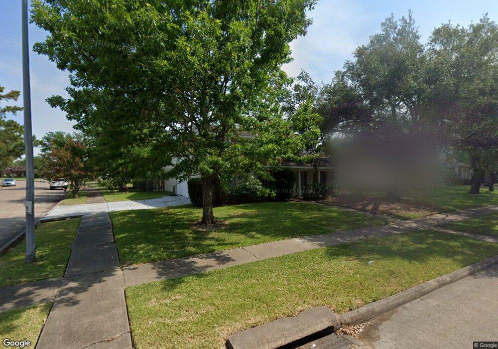 10403 Sageforest Dr, Houston, TX 77089 - photo 1