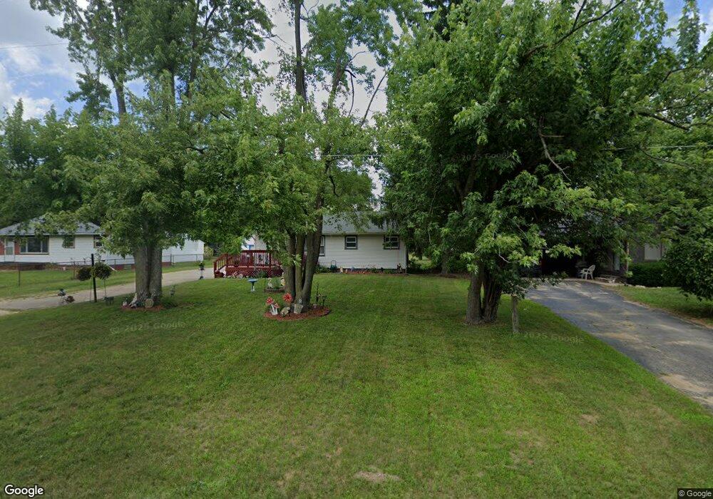 7158 Wedworth St, Waterford, MI 48327 - photo 1