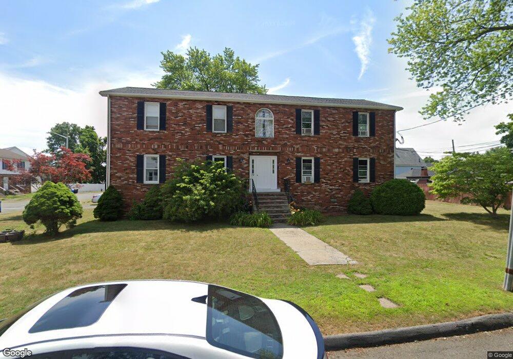 79 Bristow St unit 2R, Saugus, MA 01906 - photo 1