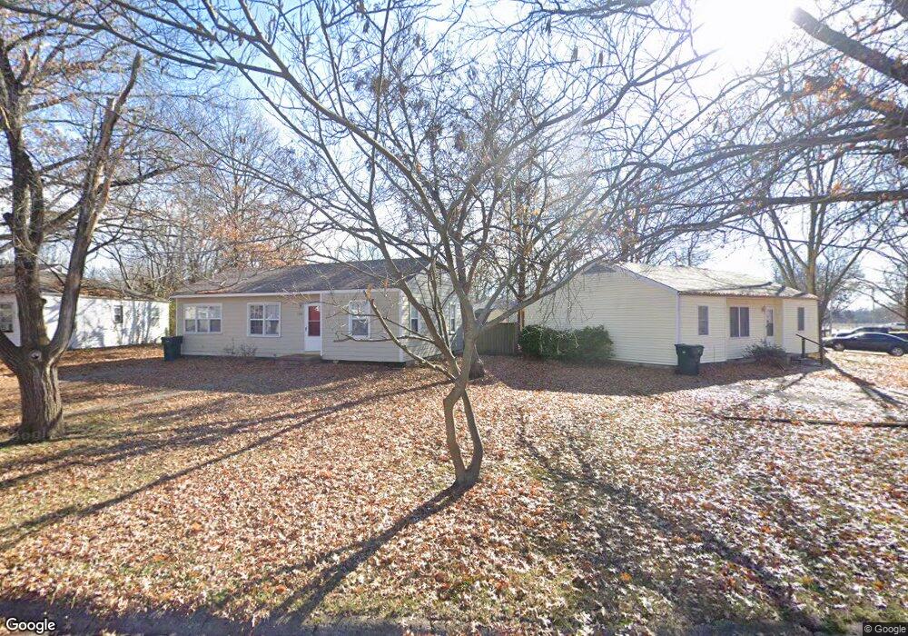 1222 Richard Ave, Parsons, KS 67357 - photo 1