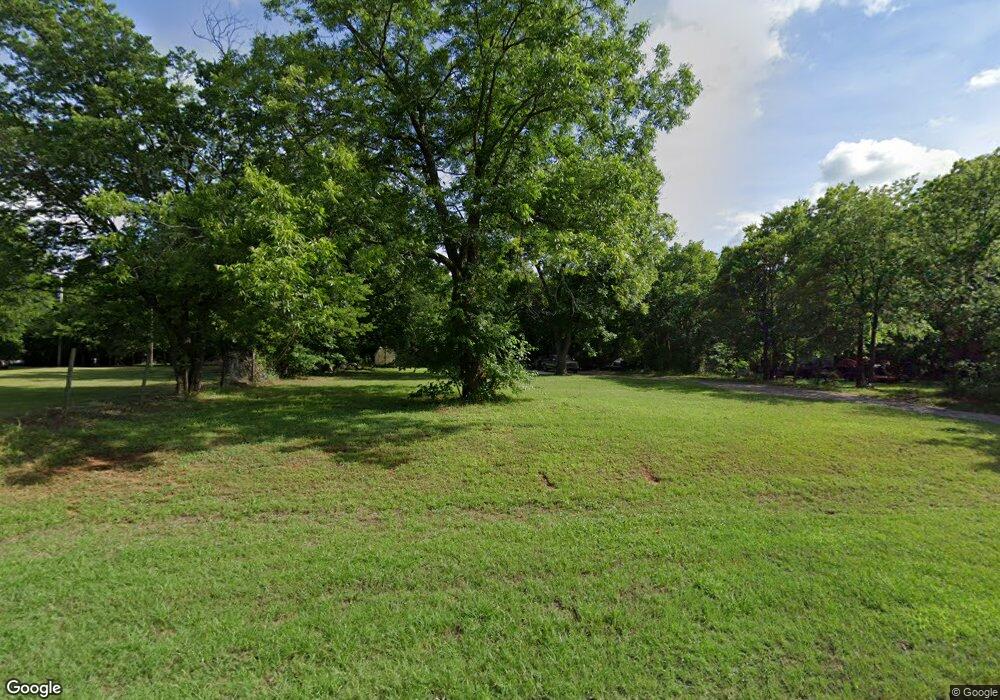 1010 3rd Ave NE, Ardmore, OK 73401 - photo 1