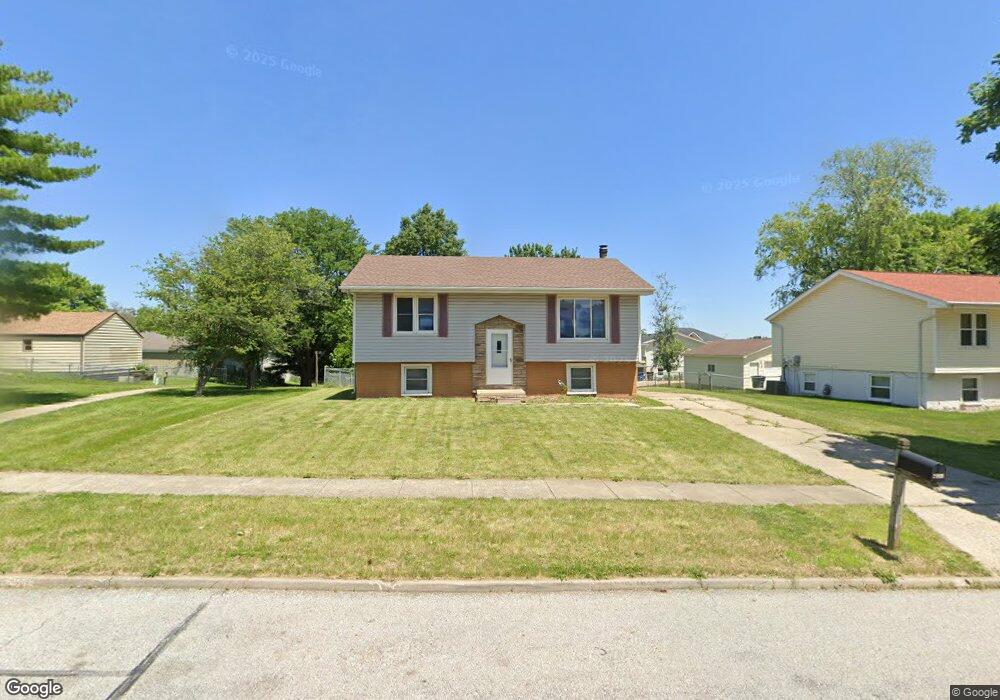 2114 E Hughes Ave, Des Moines, IA 50320 - photo 1