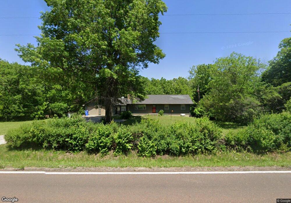 5246 SW 53rd St, Topeka, KS 66610 - photo 1