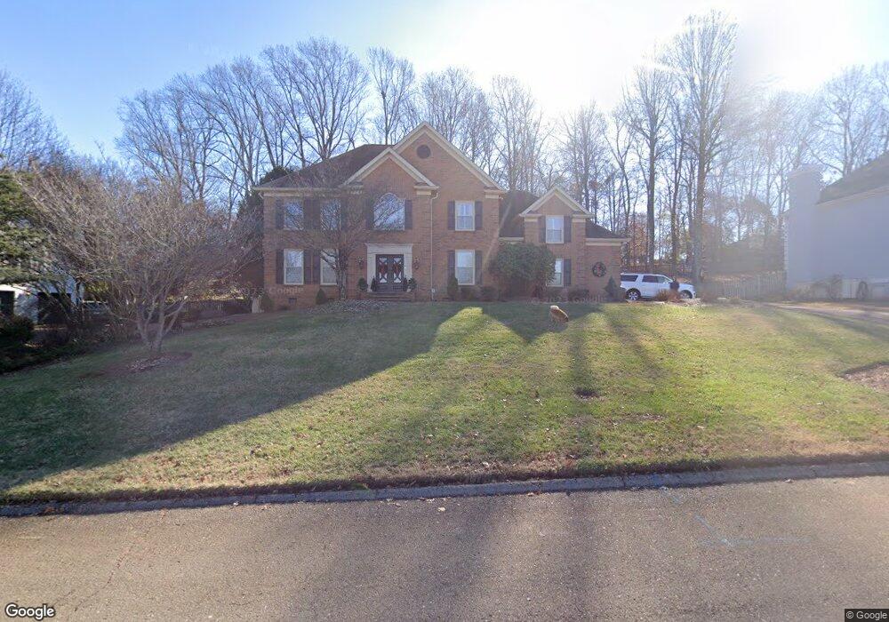 7312 Cresthill Dr, Knoxville, TN 37919 - photo 1
