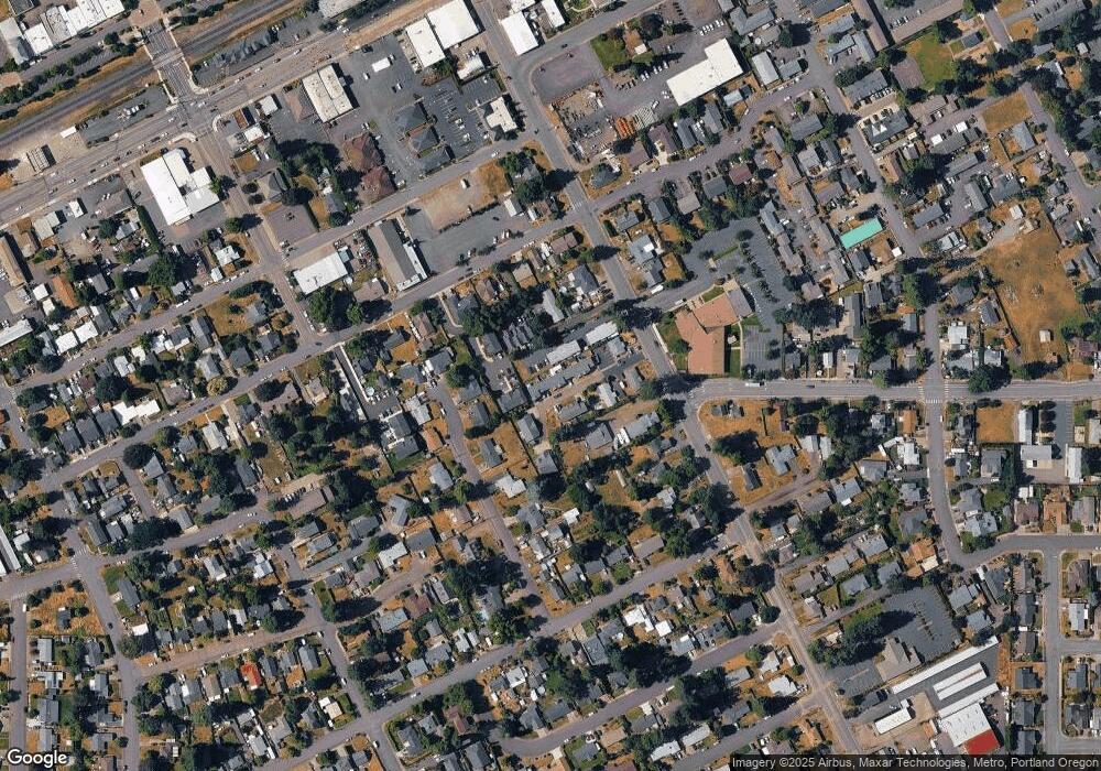 435 S Ivy St, Canby, OR 97013 - photo 1