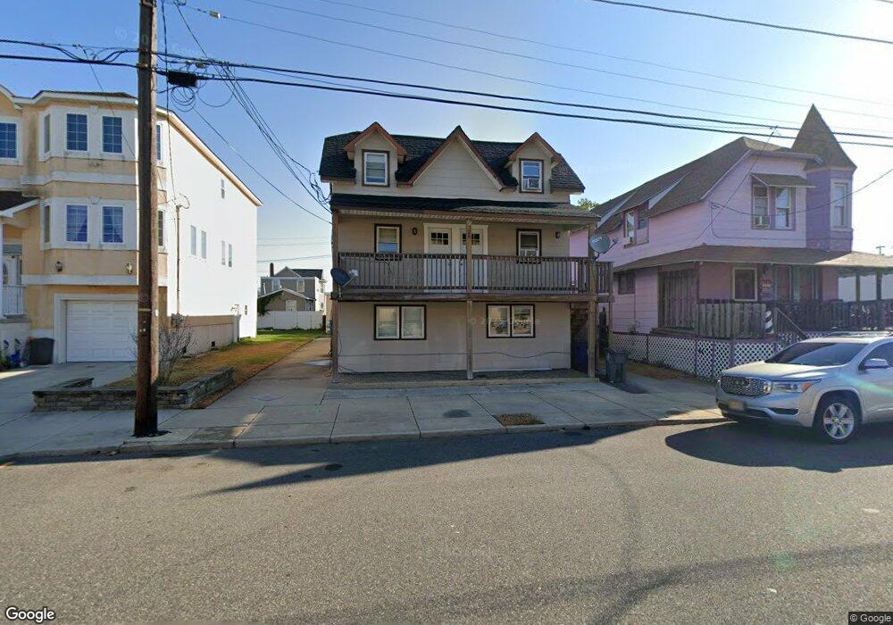 325 W Oak Ave, Wildwood, NJ 08260 - photo 1