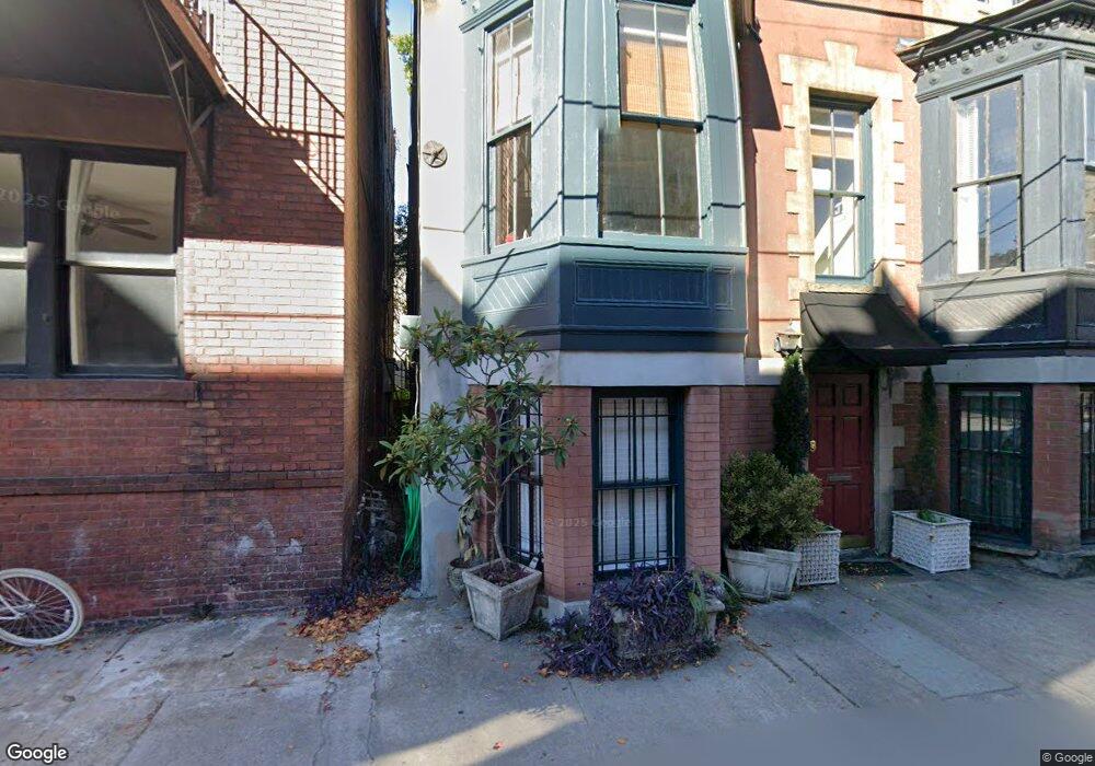 335 Whitaker St unit 2, Savannah, GA 31401 - photo 1