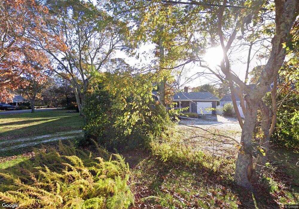 46 Hudson Ave, Vineyard Haven, MA 02568 - photo 1