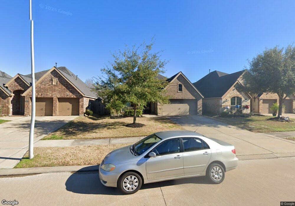 1834 Majestic Falls Ln, Richmond, TX 77469 - photo 1