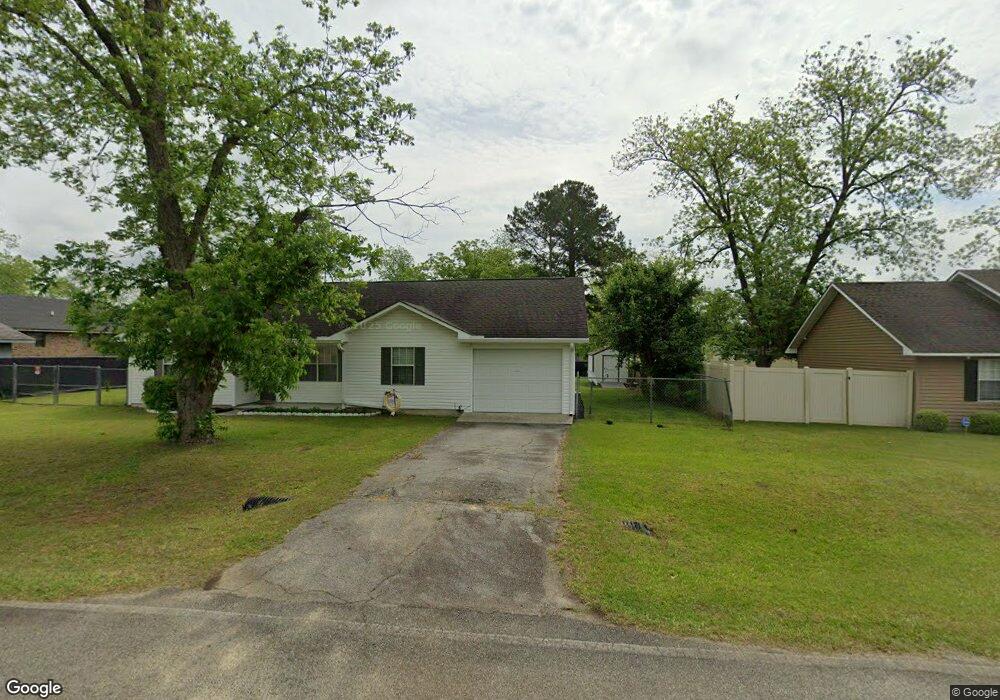 121 Royal Ct, Fitzgerald, GA 31750 - photo 1