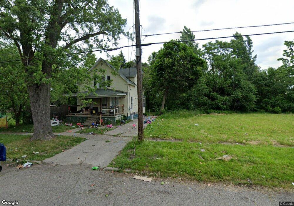 1545 E Hamilton Ave, Flint, MI 48506 - photo 1