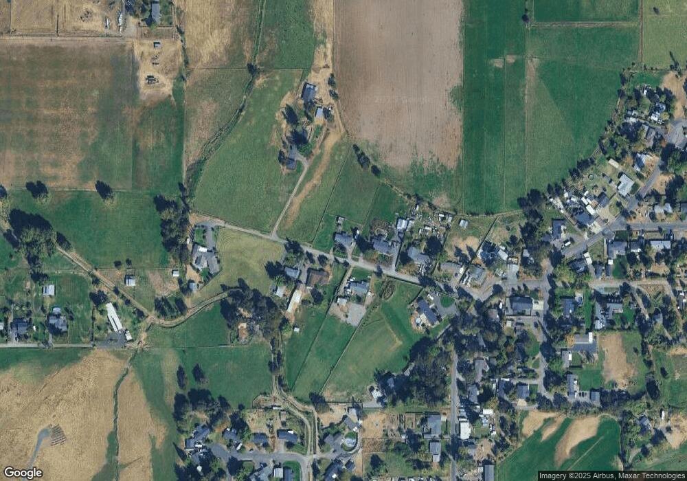 2828 Heritage Rd, Central Point, OR 97502 - photo 1