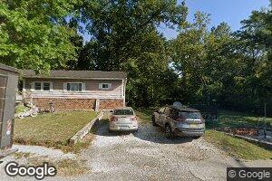 26546 Main St, Dow, IL 62022