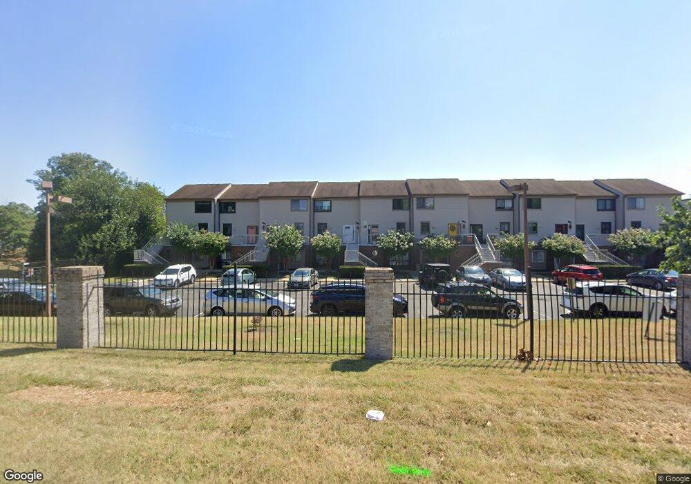 3159 Hawthorne Dr NE unit 3159, Washington, DC 20017 - photo 1