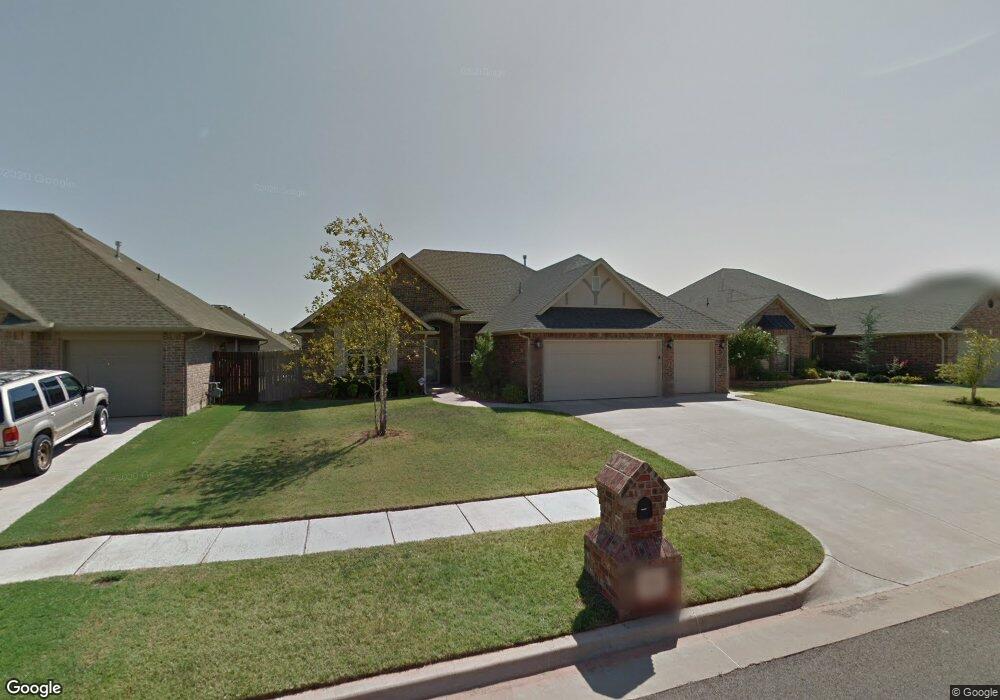 1108 Kelsi Dr, Moore, OK 73160 - photo 1