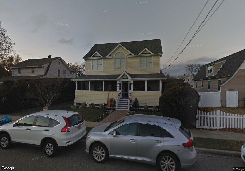 54 Ray St, Freeport, NY 11520 - photo 1