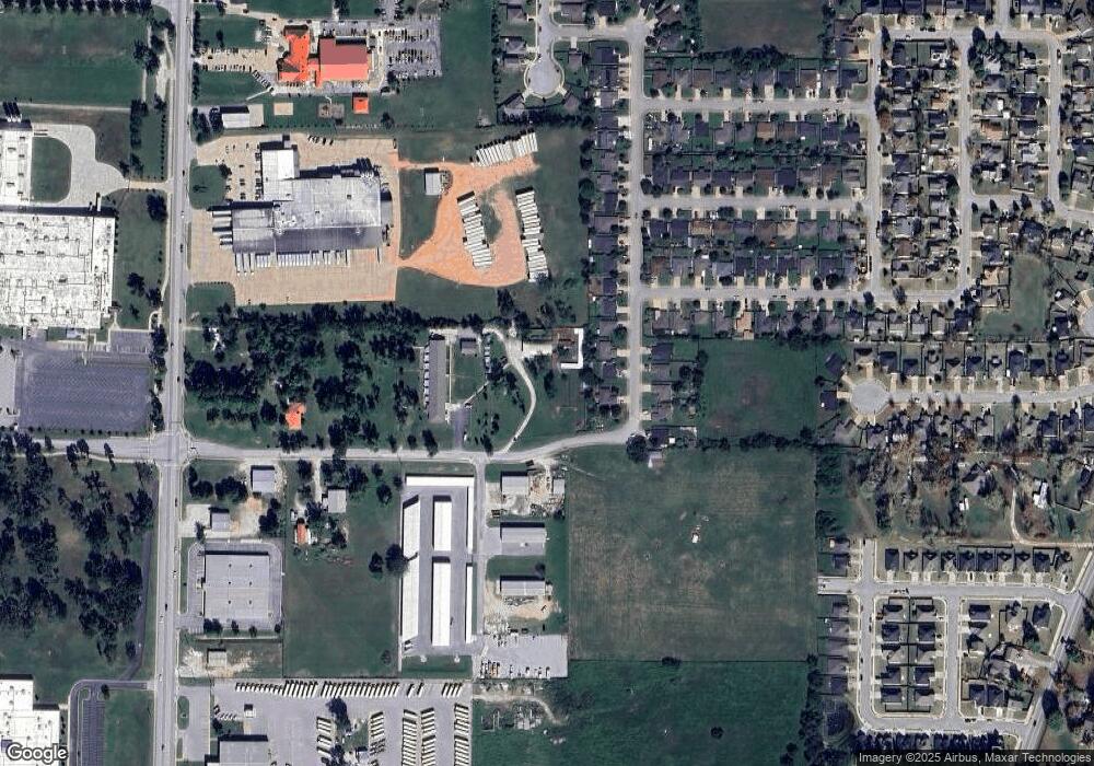 407 E Nursery Rd, Rogers, AR 72758 - photo 1