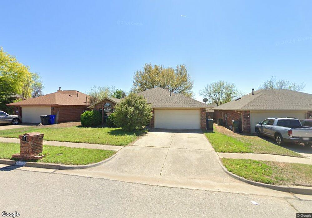 904 Goshawk Dr, Norman, OK 73072 - photo 1