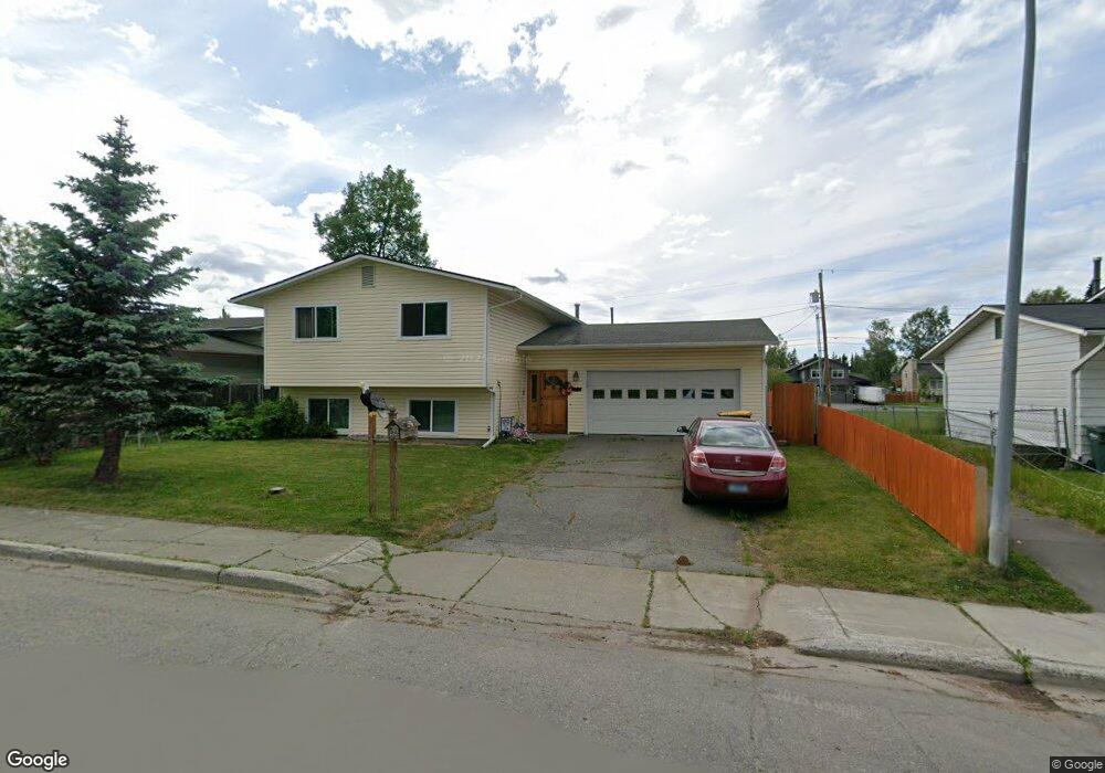 1510 Cache Dr, Anchorage, AK 99507 - photo 1