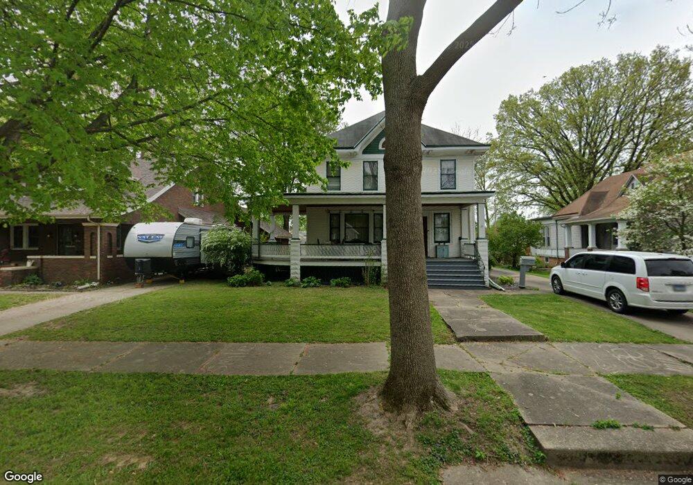 151 9th St, Lincoln, IL 62656 - photo 1