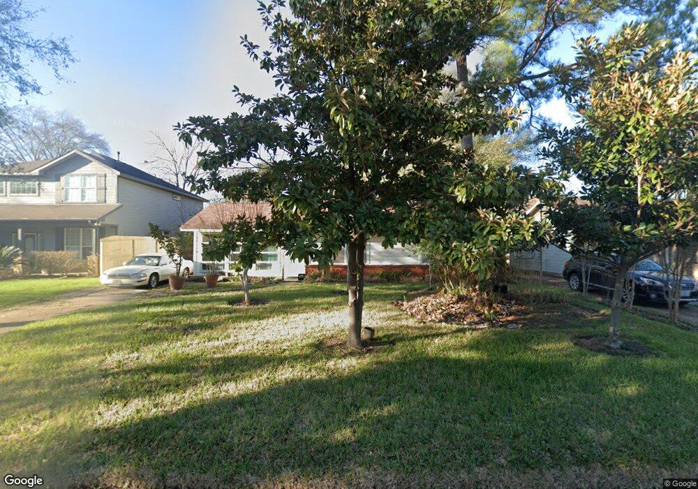 1338 Thornton Rd, Houston, TX 77018 - photo 1