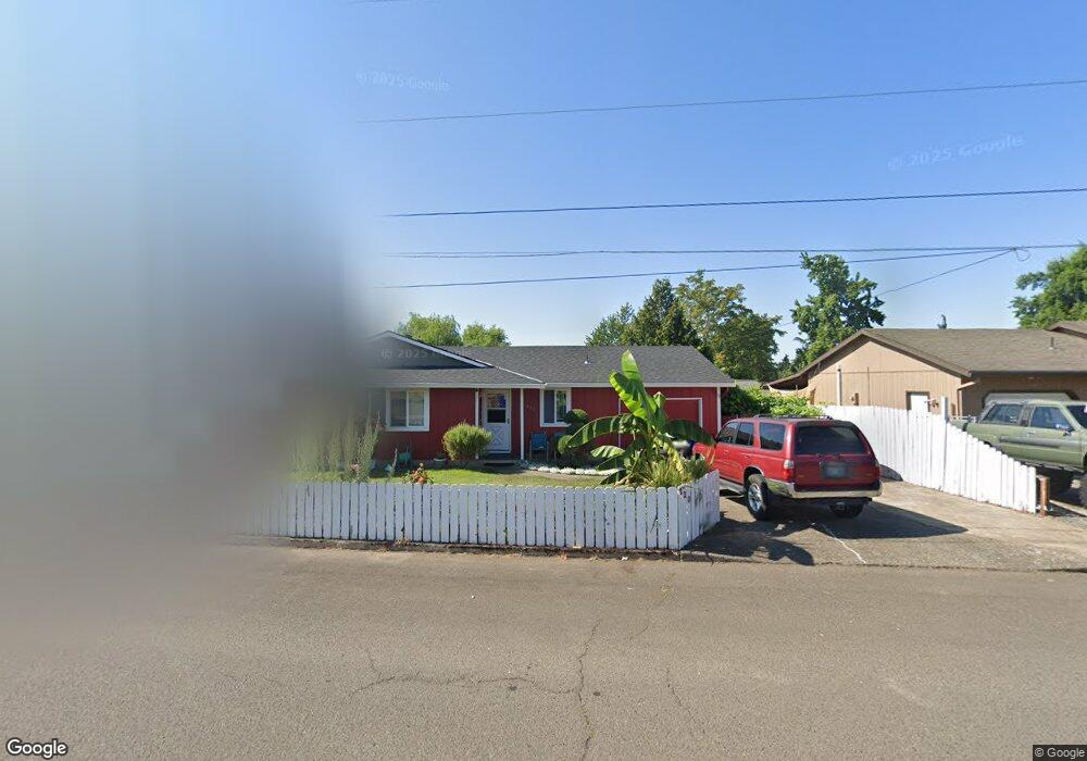 320 E Francis St, Molalla, OR 97038 - photo 1