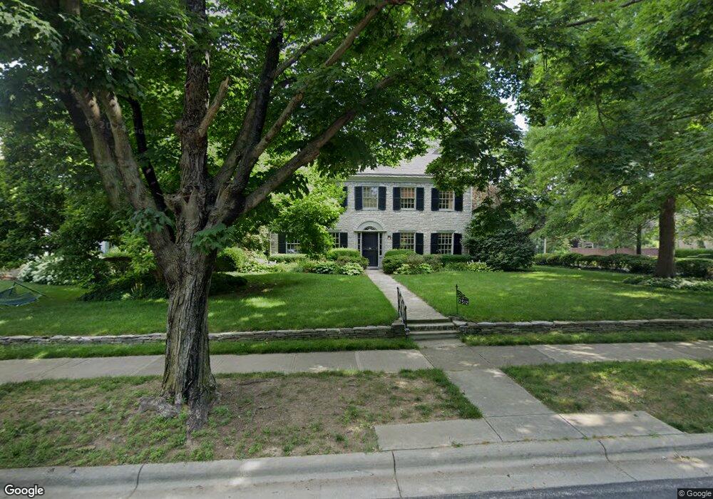 2512 Bryden Rd, Columbus, OH 43209 - photo 1