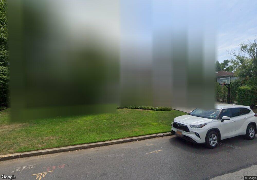 25 Bayberry Rd, Lawrence, NY 11559 - photo 1