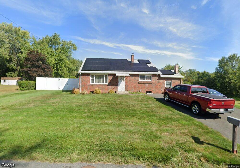 18 Circle Dr, Granby, MA 01033 - photo 1