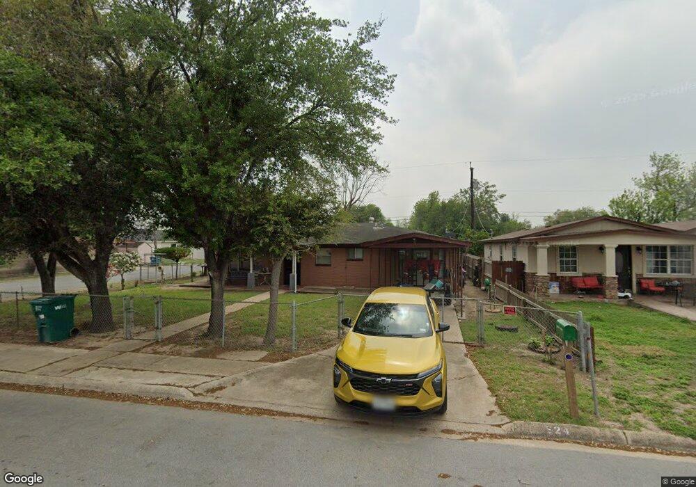 524 E Lucas Ave, Pharr, TX 78577 - photo 1
