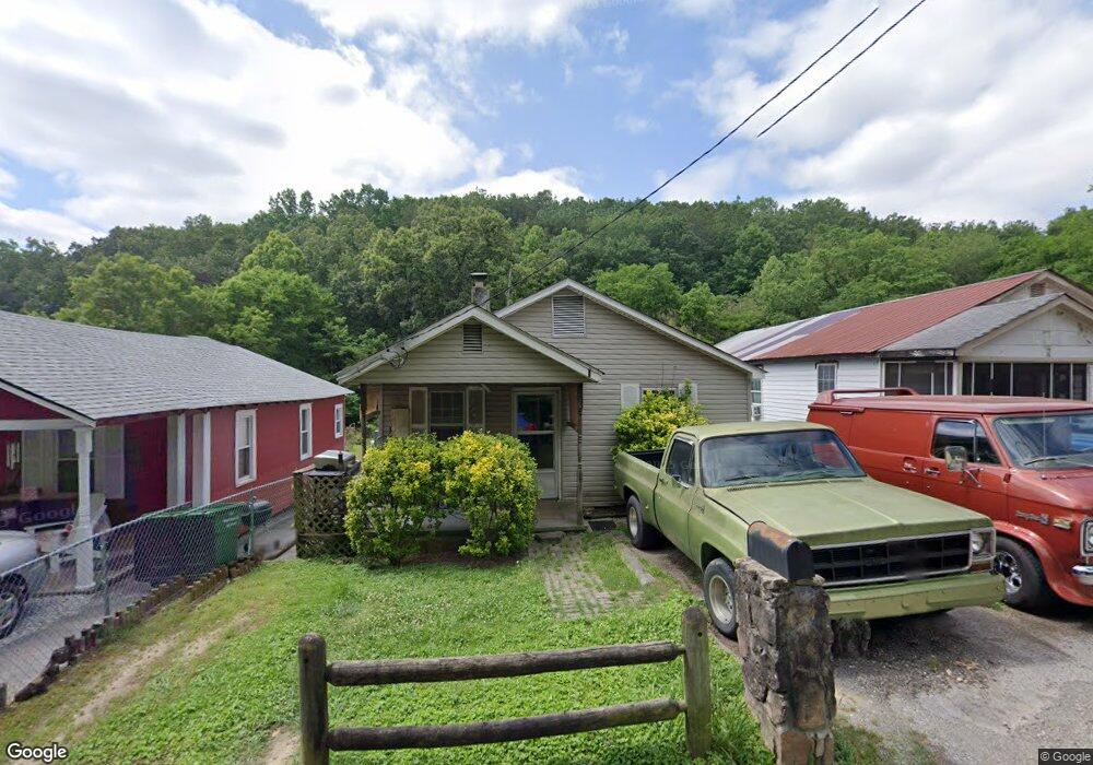 210 Chambers St, Rossville, GA 30741 - photo 1