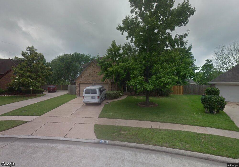 2616 N Mission Cir, Friendswood, TX 77546 - photo 1