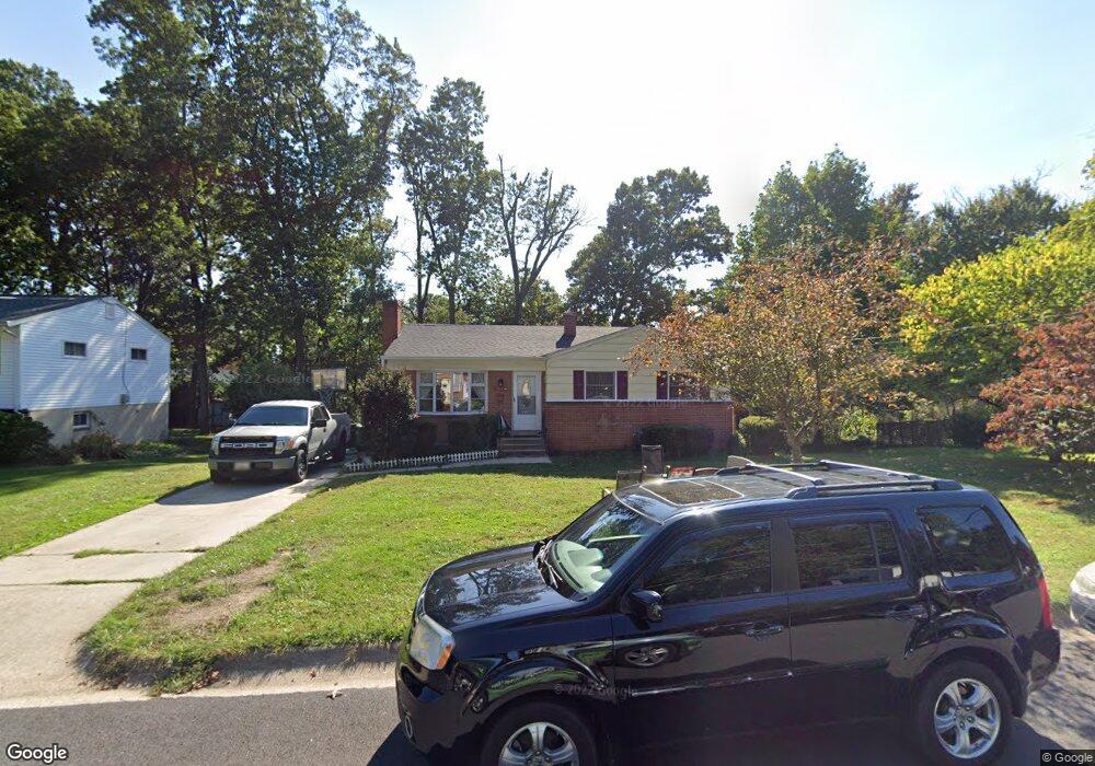 213 Rolling Rd, Gaithersburg, MD 20877 - photo 1