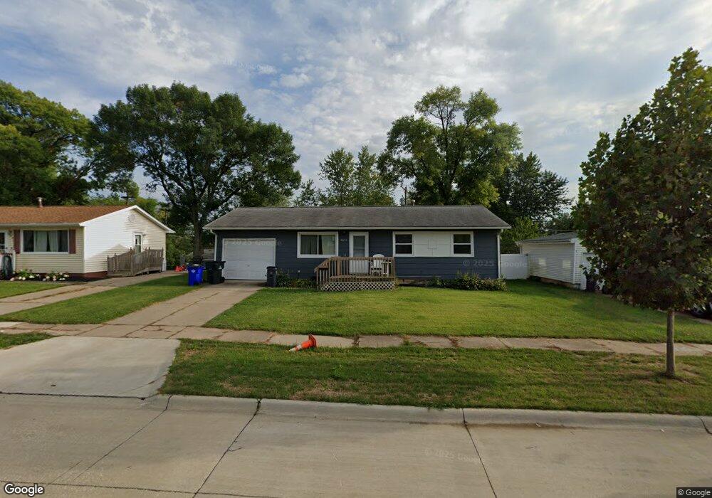 4651 Midway Dr NW, Cedar Rapids, IA 52405 - photo 1